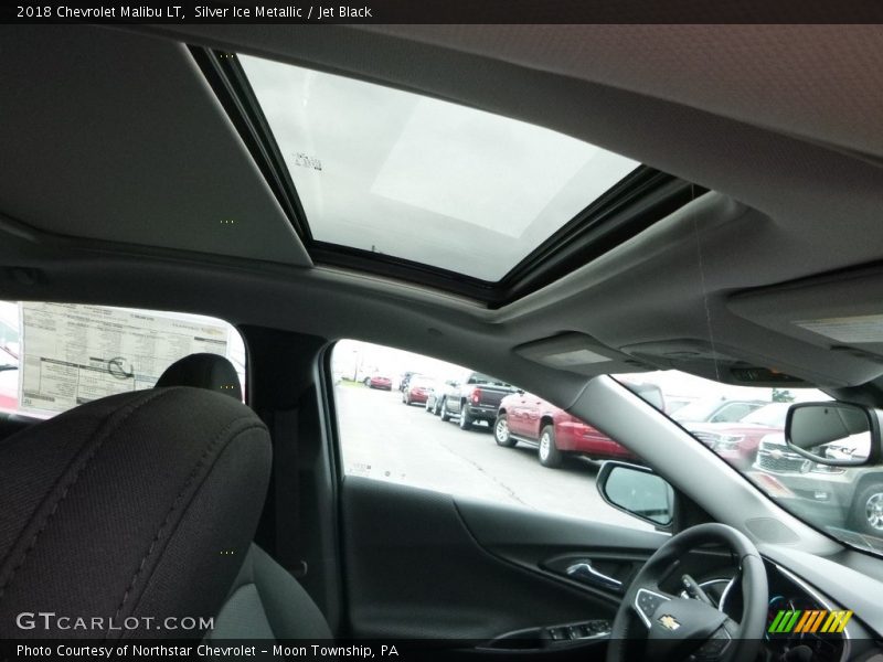 Silver Ice Metallic / Jet Black 2018 Chevrolet Malibu LT