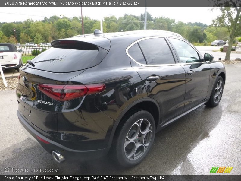 Vulcano (Volcano) Black Metallic / Black/Black 2018 Alfa Romeo Stelvio AWD