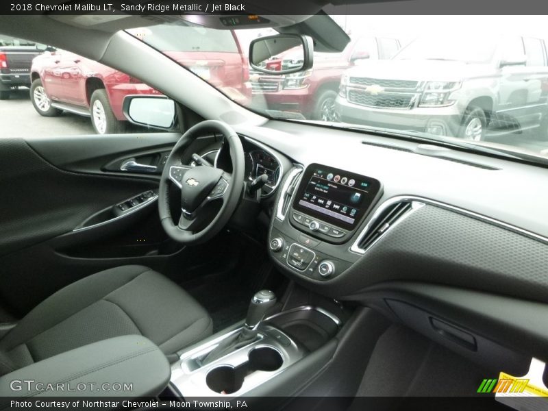Sandy Ridge Metallic / Jet Black 2018 Chevrolet Malibu LT