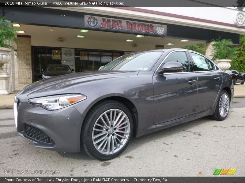 Vesuvio Gray Metallic / Black/Red 2018 Alfa Romeo Giulia Ti AWD