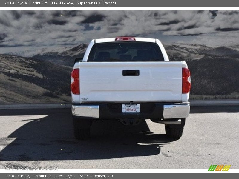 Super White / Graphite 2019 Toyota Tundra SR5 CrewMax 4x4