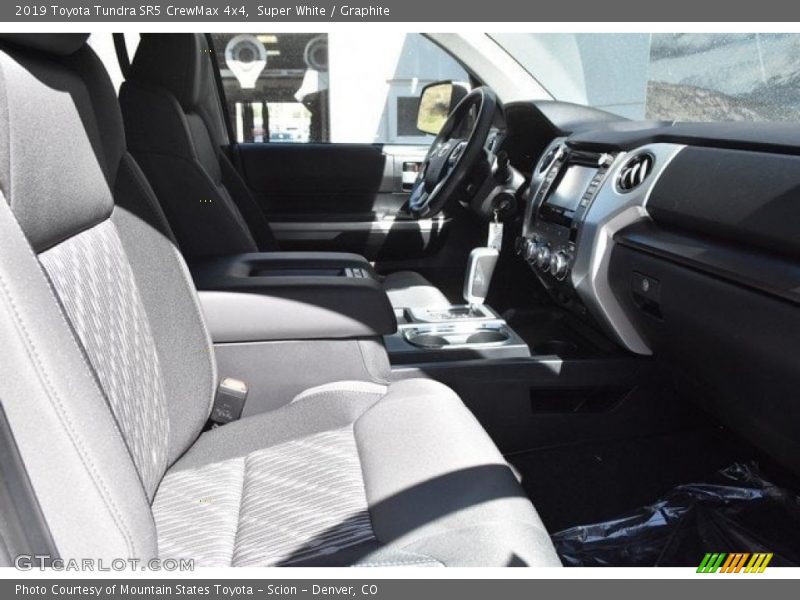 Super White / Graphite 2019 Toyota Tundra SR5 CrewMax 4x4