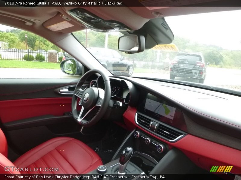 Vesuvio Gray Metallic / Black/Red 2018 Alfa Romeo Giulia Ti AWD