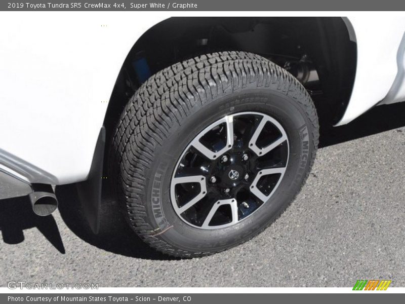 Super White / Graphite 2019 Toyota Tundra SR5 CrewMax 4x4