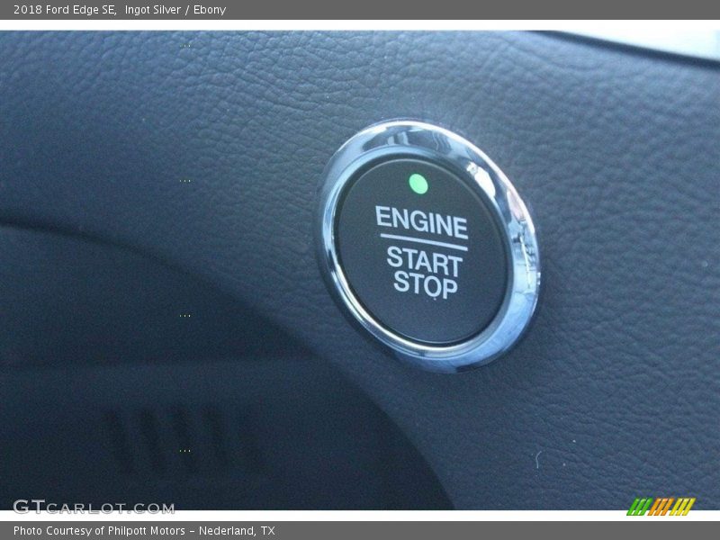 Ingot Silver / Ebony 2018 Ford Edge SE