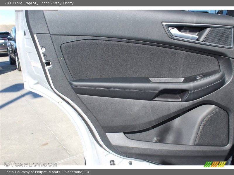 Ingot Silver / Ebony 2018 Ford Edge SE