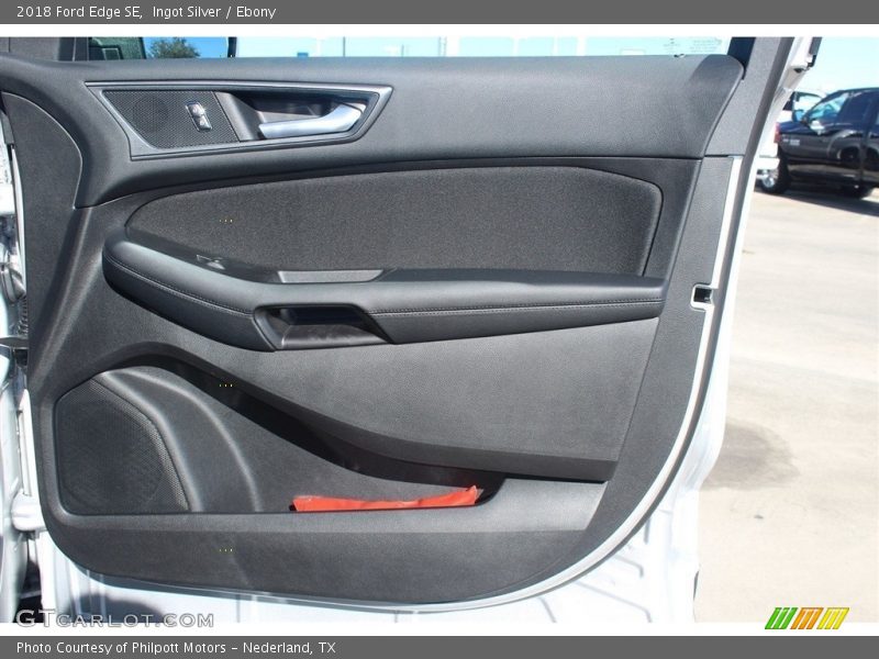 Ingot Silver / Ebony 2018 Ford Edge SE