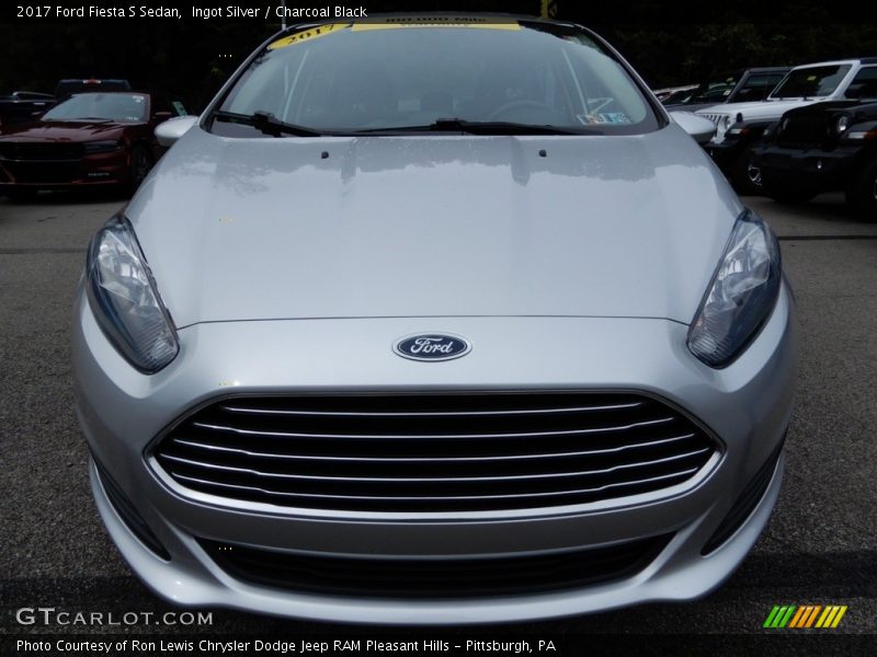 Ingot Silver / Charcoal Black 2017 Ford Fiesta S Sedan