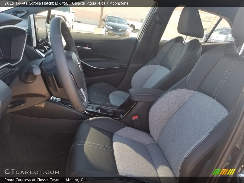 Galactic Aqua Mica / Moonstone 2019 Toyota Corolla Hatchback XSE