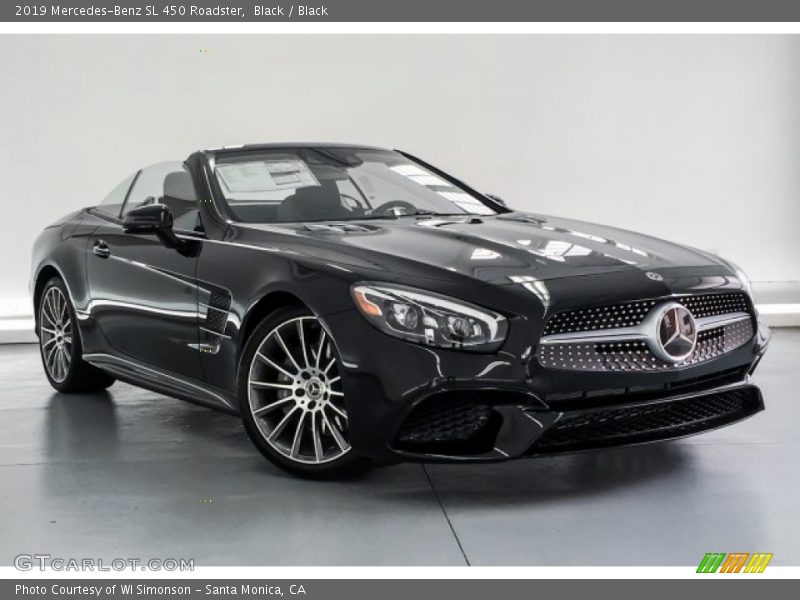 Front 3/4 View of 2019 SL 450 Roadster
