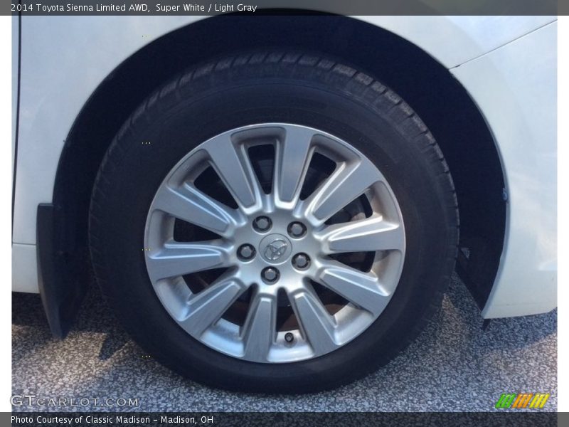 Super White / Light Gray 2014 Toyota Sienna Limited AWD