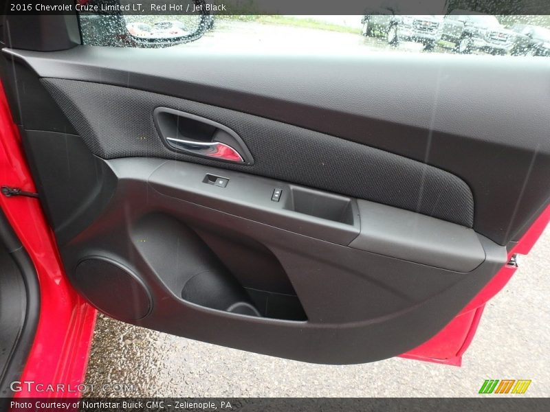 Red Hot / Jet Black 2016 Chevrolet Cruze Limited LT