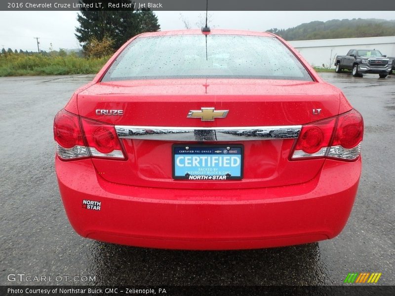 Red Hot / Jet Black 2016 Chevrolet Cruze Limited LT