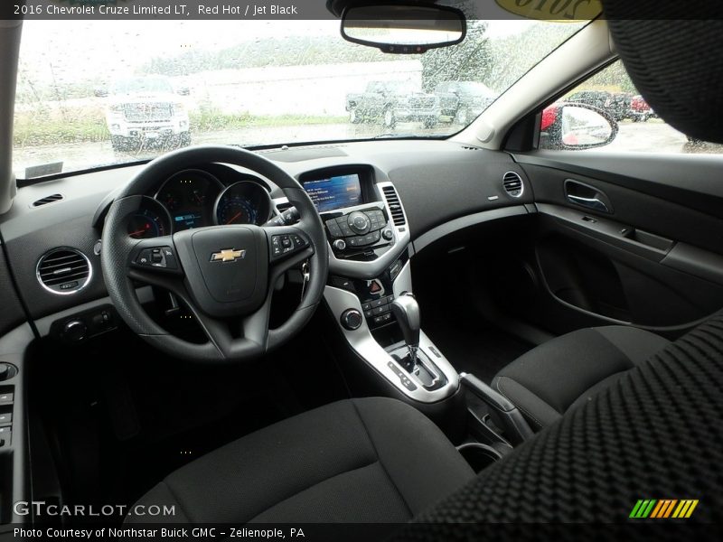 Red Hot / Jet Black 2016 Chevrolet Cruze Limited LT