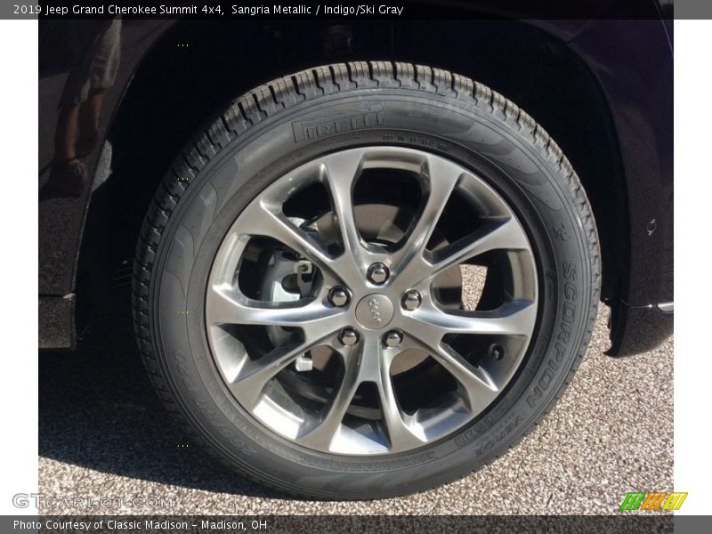  2019 Grand Cherokee Summit 4x4 Wheel