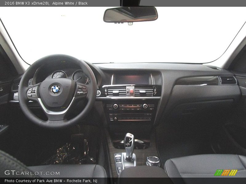 Alpine White / Black 2016 BMW X3 xDrive28i