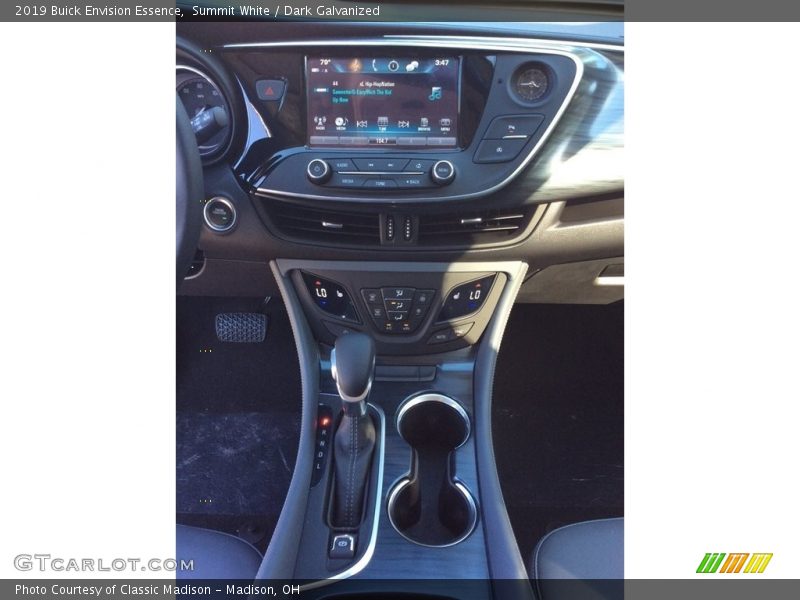 Summit White / Dark Galvanized 2019 Buick Envision Essence