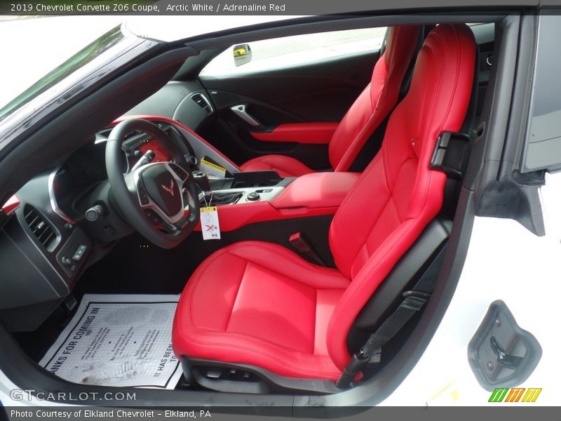 Arctic White / Adrenaline Red 2019 Chevrolet Corvette Z06 Coupe