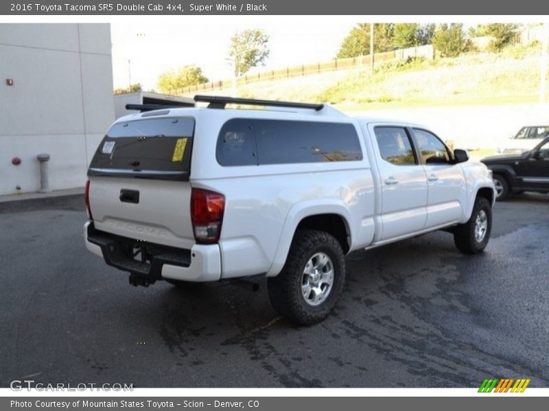 Super White / Black 2016 Toyota Tacoma SR5 Double Cab 4x4