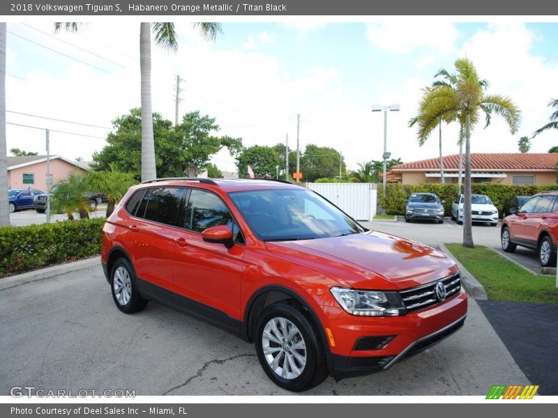 Habanero Orange Metallic / Titan Black 2018 Volkswagen Tiguan S
