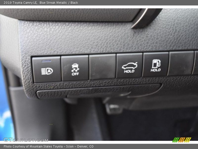Blue Streak Metallic / Black 2019 Toyota Camry LE