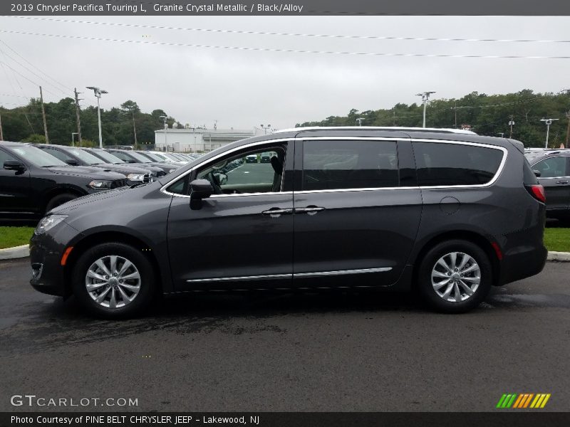 Granite Crystal Metallic / Black/Alloy 2019 Chrysler Pacifica Touring L