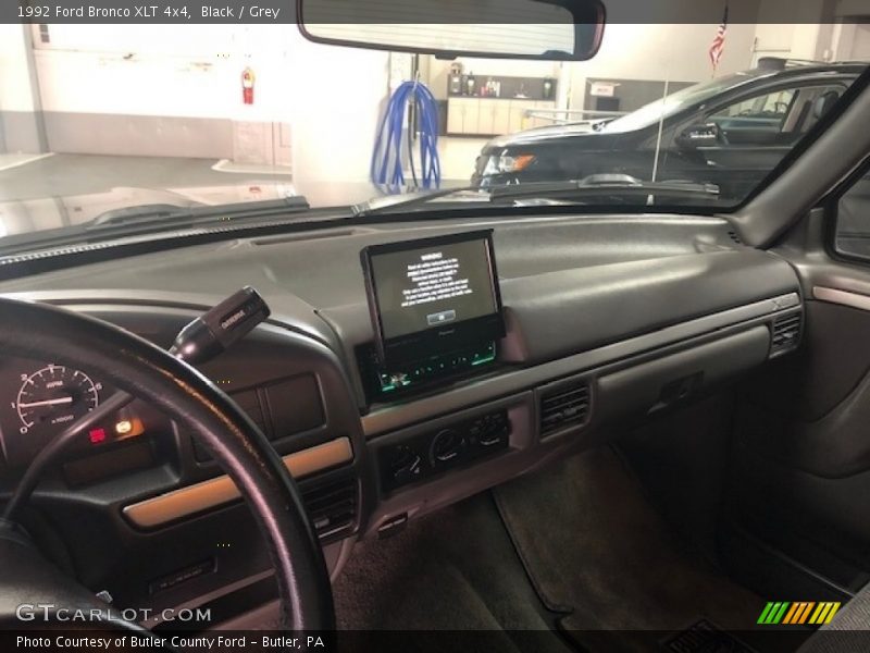 Black / Grey 1992 Ford Bronco XLT 4x4