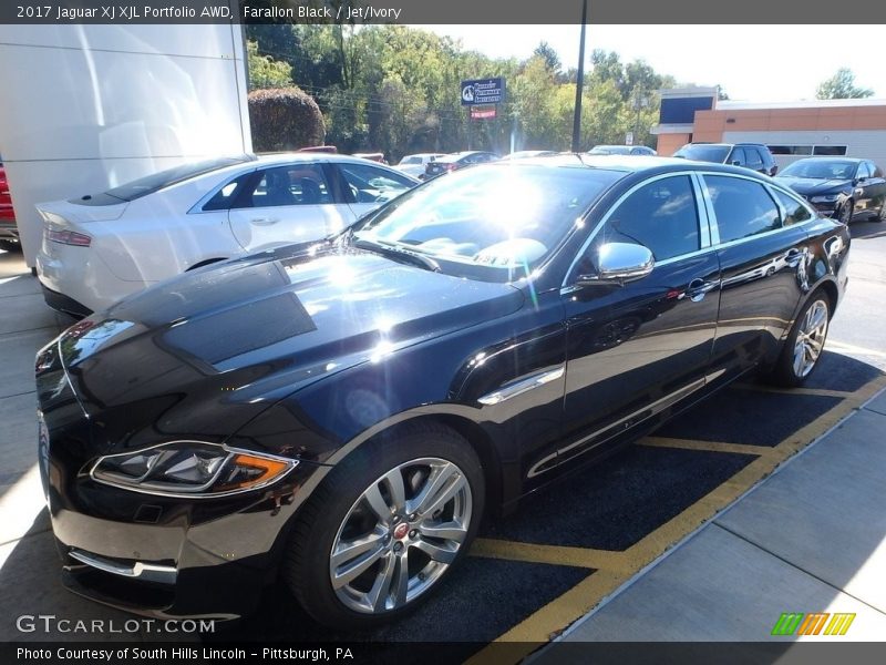Farallon Black / Jet/Ivory 2017 Jaguar XJ XJL Portfolio AWD
