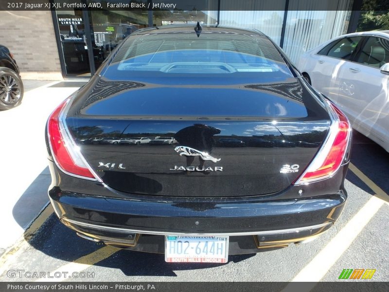 Farallon Black / Jet/Ivory 2017 Jaguar XJ XJL Portfolio AWD
