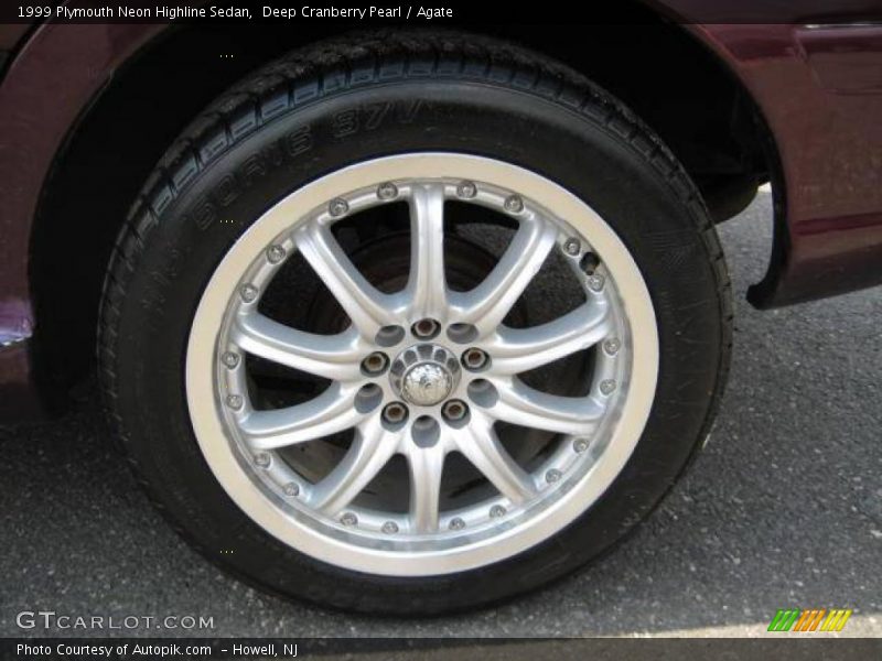 Deep Cranberry Pearl / Agate 1999 Plymouth Neon Highline Sedan