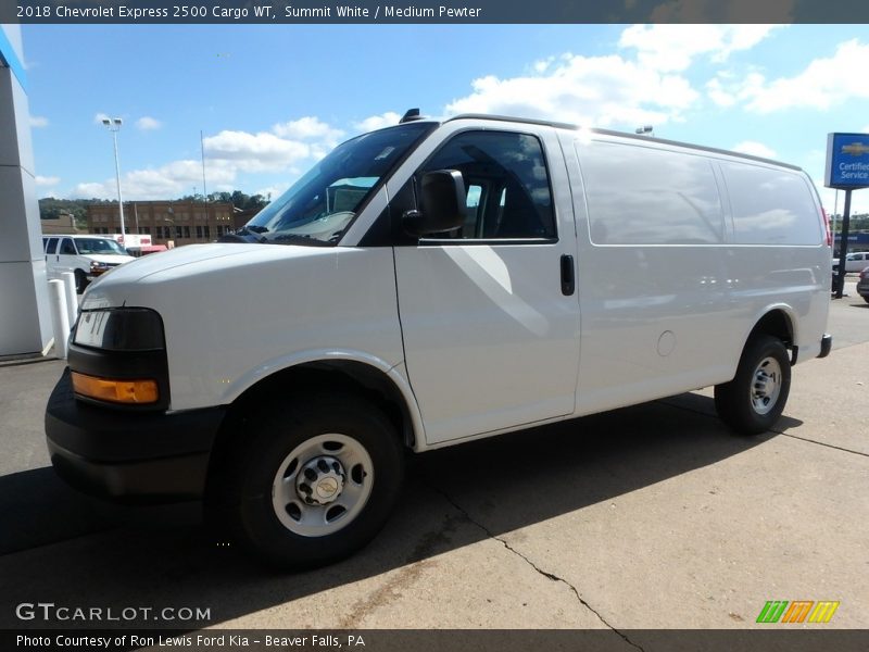 Summit White / Medium Pewter 2018 Chevrolet Express 2500 Cargo WT
