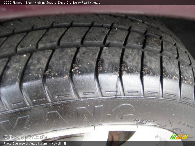 Deep Cranberry Pearl / Agate 1999 Plymouth Neon Highline Sedan