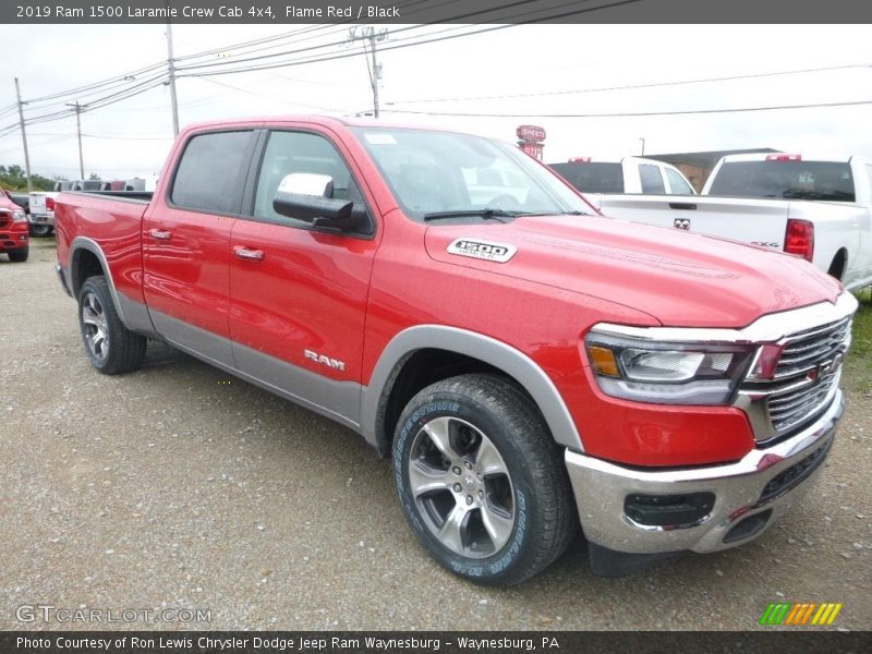 Front 3/4 View of 2019 1500 Laramie Crew Cab 4x4