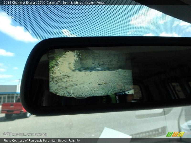 Summit White / Medium Pewter 2018 Chevrolet Express 2500 Cargo WT