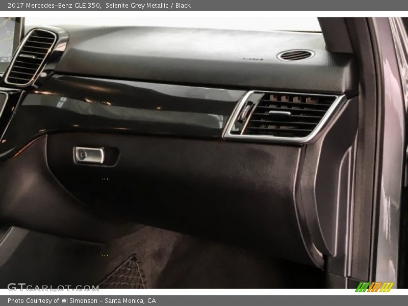 Selenite Grey Metallic / Black 2017 Mercedes-Benz GLE 350