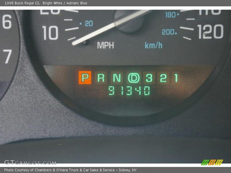 Bright White / Adriatic Blue 1998 Buick Regal GS