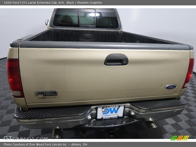 Black / Medium Graphite 1999 Ford F150 Lariat Extended Cab 4x4