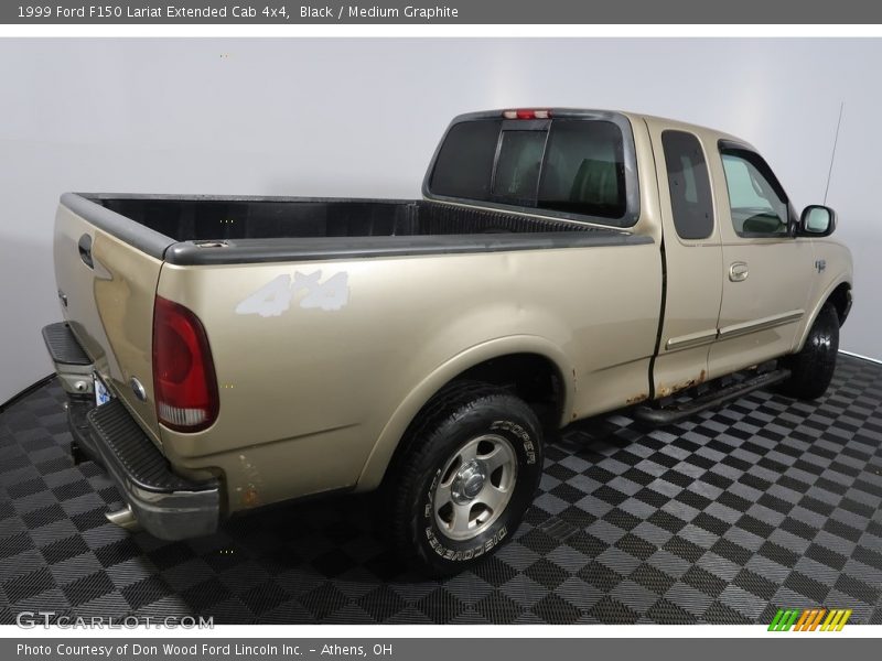 Black / Medium Graphite 1999 Ford F150 Lariat Extended Cab 4x4