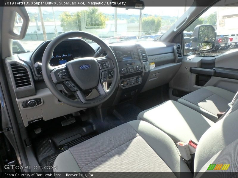 Magnetic / Earth Gray 2019 Ford F350 Super Duty XL SuperCab 4x4