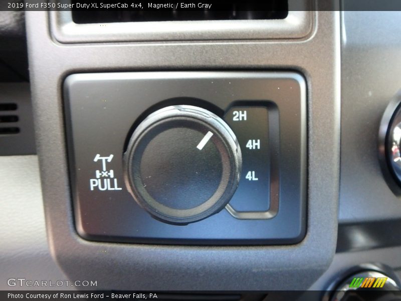 Magnetic / Earth Gray 2019 Ford F350 Super Duty XL SuperCab 4x4