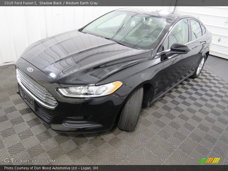 Shadow Black / Medium Earth Gray 2016 Ford Fusion S