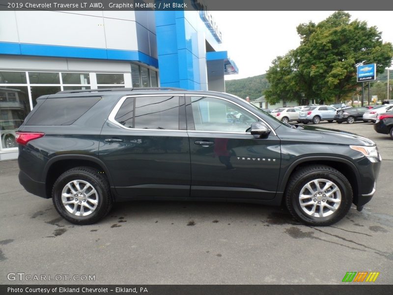 Graphite Metallic / Jet Black 2019 Chevrolet Traverse LT AWD