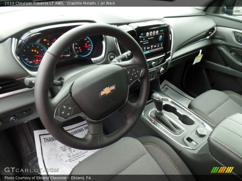 Graphite Metallic / Jet Black 2019 Chevrolet Traverse LT AWD