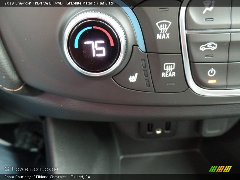 Graphite Metallic / Jet Black 2019 Chevrolet Traverse LT AWD