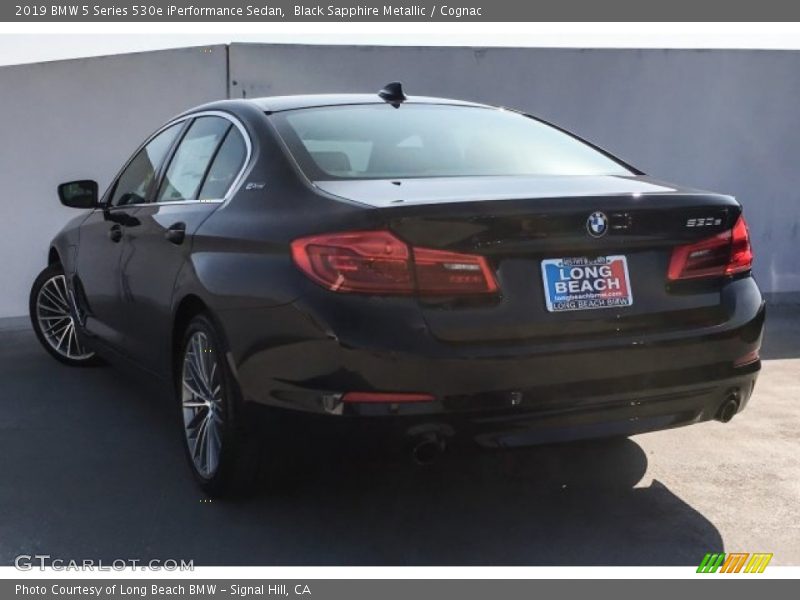 Black Sapphire Metallic / Cognac 2019 BMW 5 Series 530e iPerformance Sedan