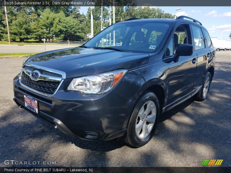 Dark Gray Metallic / Gray 2016 Subaru Forester 2.5i