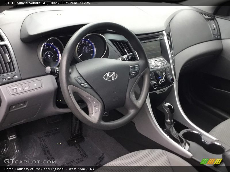 Black Plum Pearl / Gray 2011 Hyundai Sonata GLS