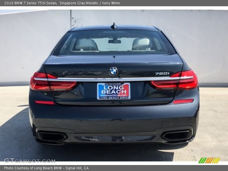 Singapore Gray Metallic / Ivory White 2019 BMW 7 Series 750i Sedan