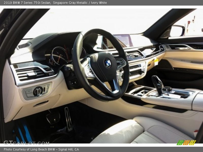 Singapore Gray Metallic / Ivory White 2019 BMW 7 Series 750i Sedan