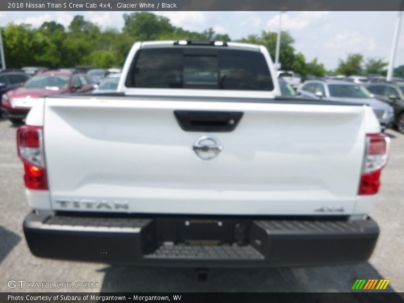 Glacier White / Black 2018 Nissan Titan S Crew Cab 4x4